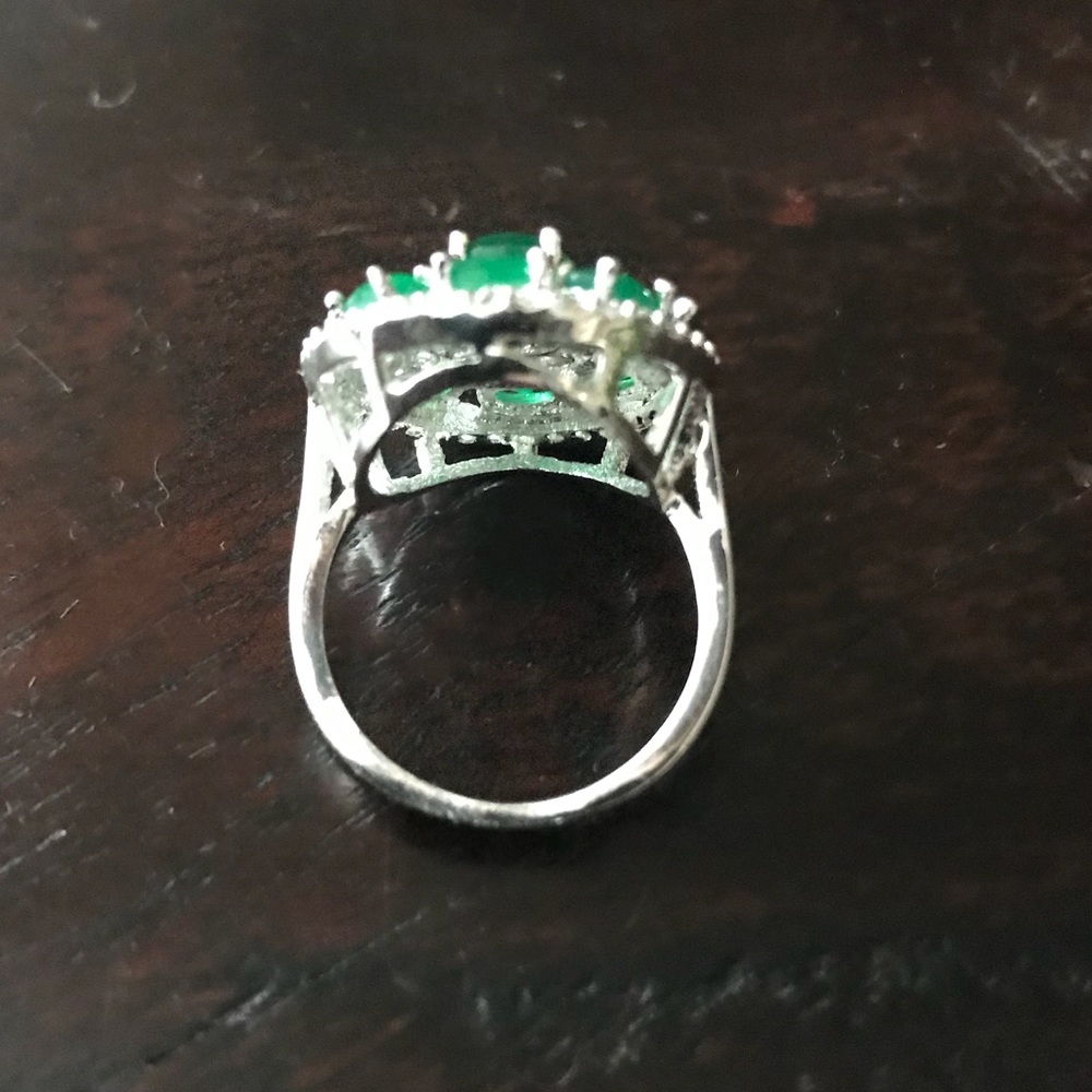 .925 Sterling Silver White Sapphire Emerald Ring - Picture 5 of 5